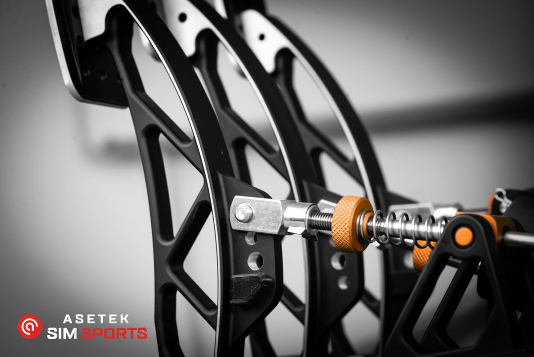 Asetek Pedals 2021 7 Asetek Invicta