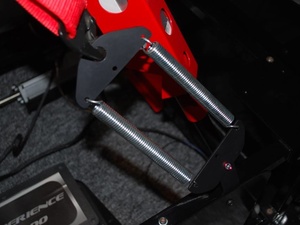 Rajoutez des effets à votre simulateur avec le Belt Tensionning kits de SR Hardware