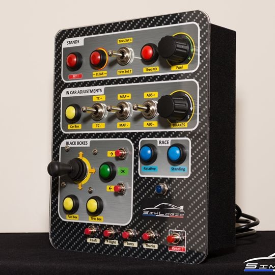 RaceBox de SIMLOGIC : Une button-box bien pensée !