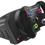 Le Thrustmaster TS-PC RACER bientôt disponible.