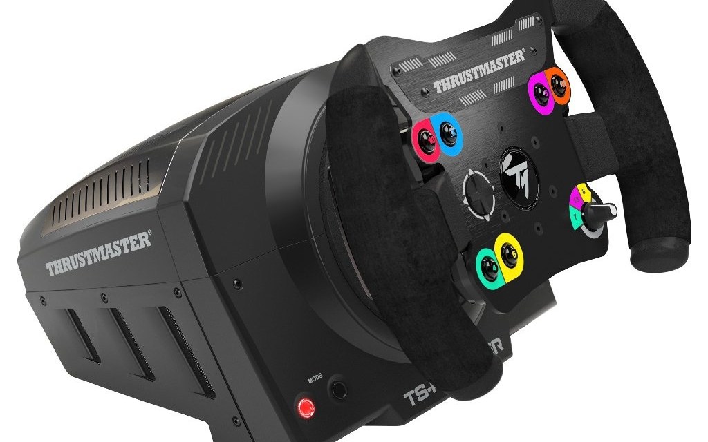 Le Thrustmaster TS-PC RACER bientôt disponible.