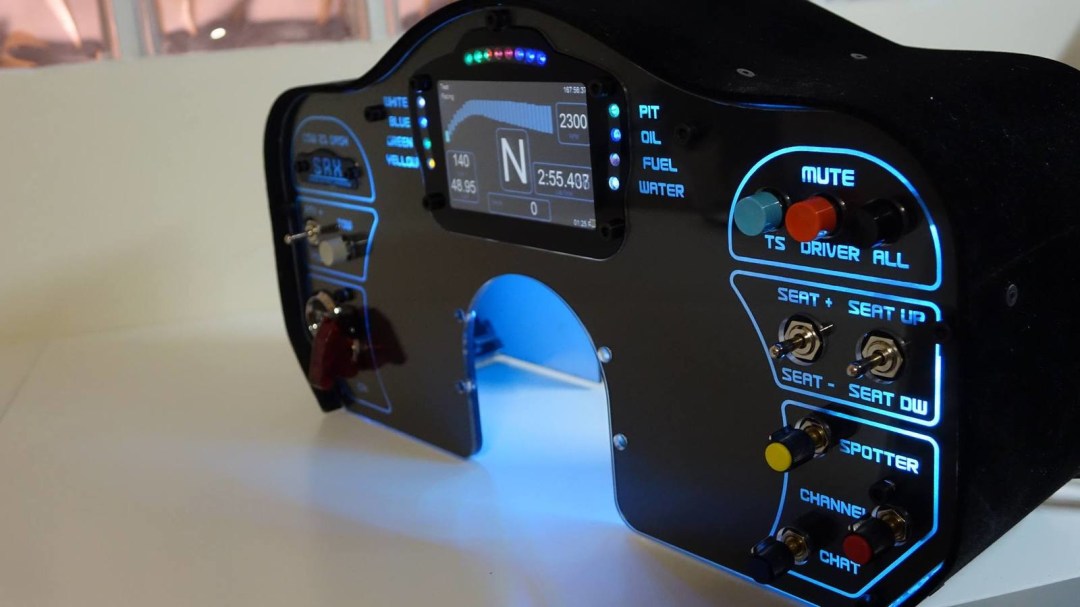 SRX nous présente son nouveau tableau de bord : Le SCR DASH