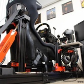 Review du V3 Fury Dynamique de JCL Simracing [+VIDEO] - Simrace-Blog