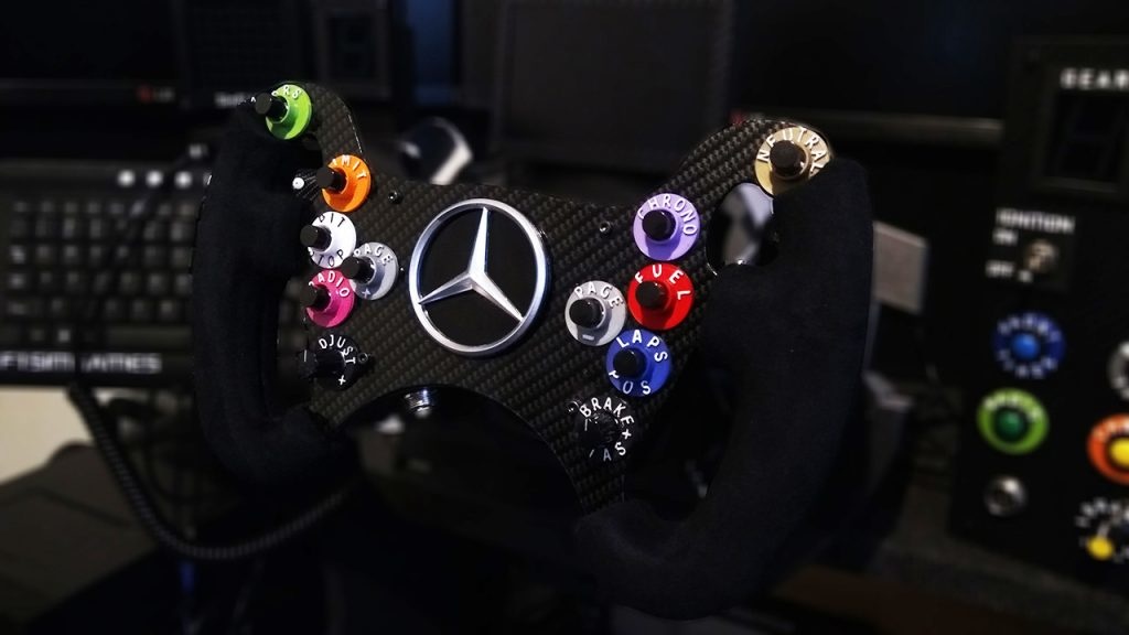 Volant Mercedes AMG GT3 par F1SIMGAMES
