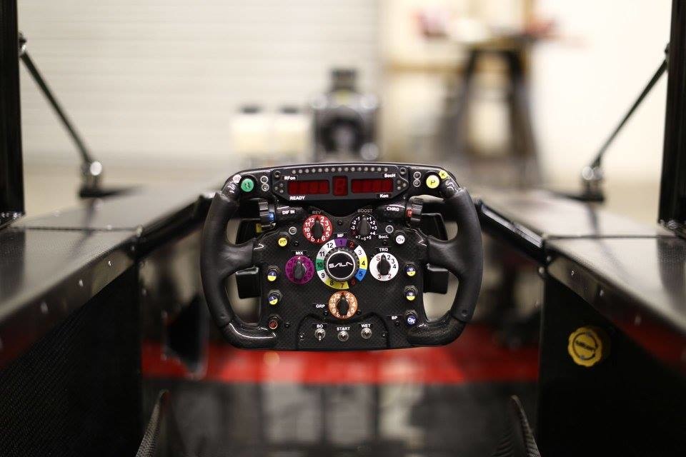 Fast track Sim dévoile un peu plus sur son futur cockpit.