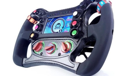 Un volant de Formula E pour CRUDEN