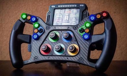 PRECISION SIM ENGINEERING : Un volant pour Verstappen au 12 heures de Bathurst