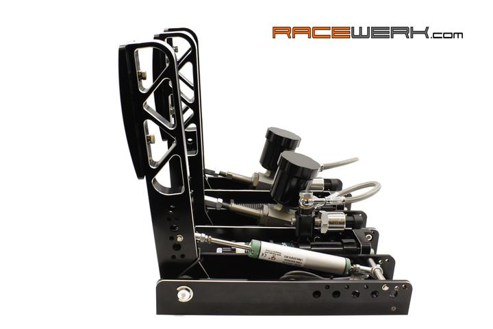 S1 Hydraulic Pedal System de RACEWERK : Un pédalier « made to look cool on your rig »